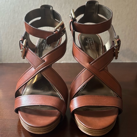 Coach Brown Leather Strappy Sandals NWOT - Picture 1 of 12